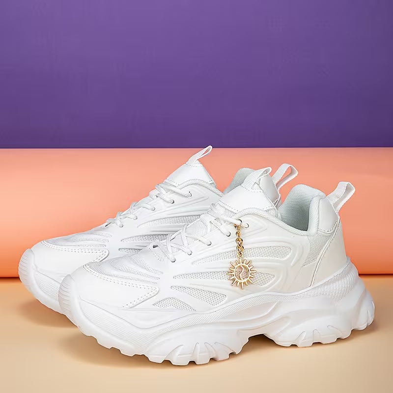 👟🌻 DareSee Sneakers con Plataforma Alta & Charm de Girasol